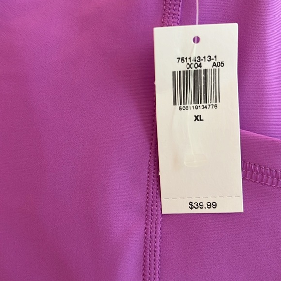 Old Navy 7/8 Powersoft Leggings - Picture 4 of 7